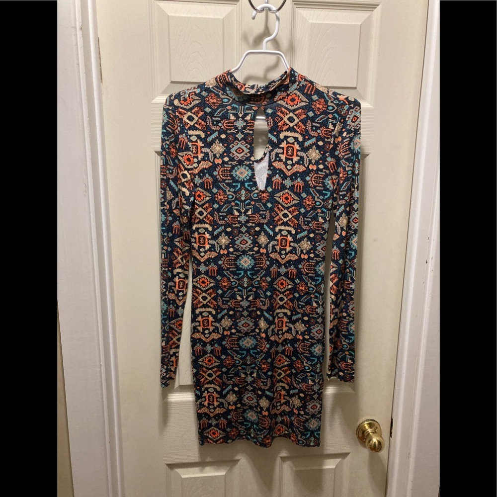 3/20 forever 21 pattern collar neck dress small